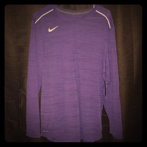 NIKE DRI-FIT LONG SLEEVE ACTIVE TOP!!
